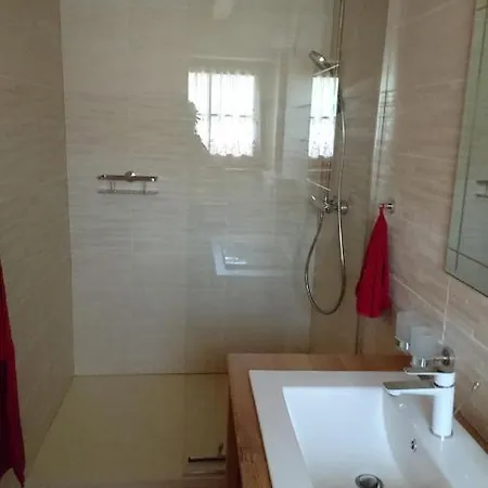 Apartment Douglasie Farm Retreat: Private Pond In Thousand Lakes Region Faucogney-et-la-Mer